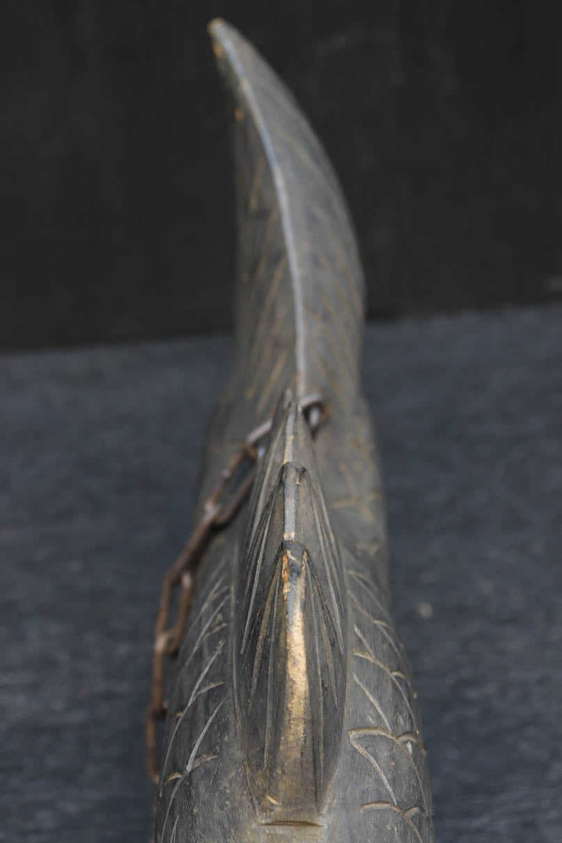 立派な木彫りの鯛型の横木　DC4613