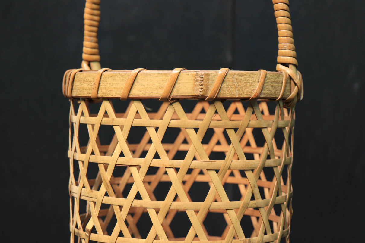 籠目編みの竹カゴが魅力の行灯　DC4715