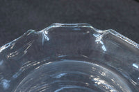 柔らかなフリルが揺れるクリアガラスの金魚鉢　DC4746