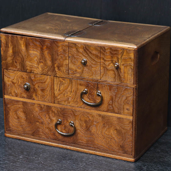 綺麗な杢目の火鉢 特大サイズ！！欅の杢目が浮かぶ美しい色艶をした関西火鉢