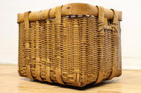 繊細な竹編み作りの角カゴ　DC4992c