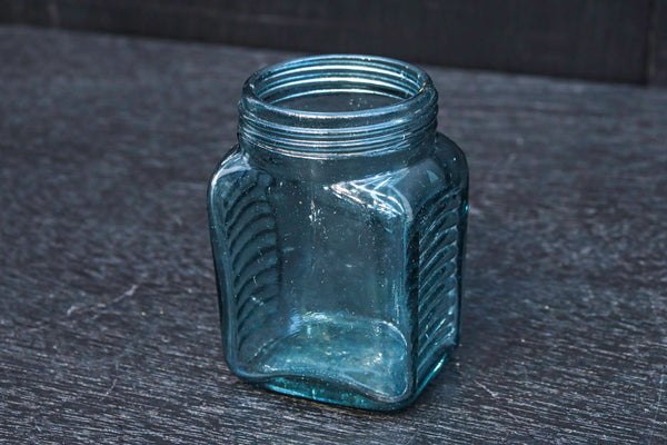 色ガラスがレトロ感のあるガラス瓶　DC5068