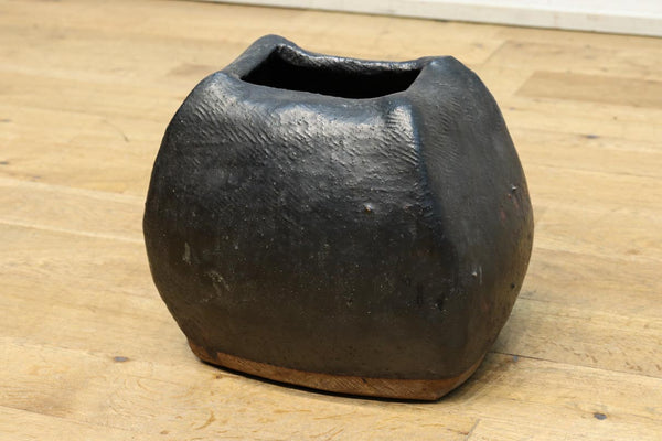 Antique ceramic vase　DC5602