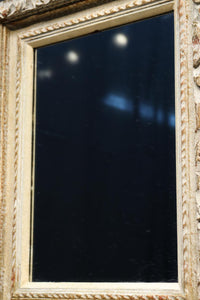額縁を思わせるレトロな中型壁掛け鏡　DC5603