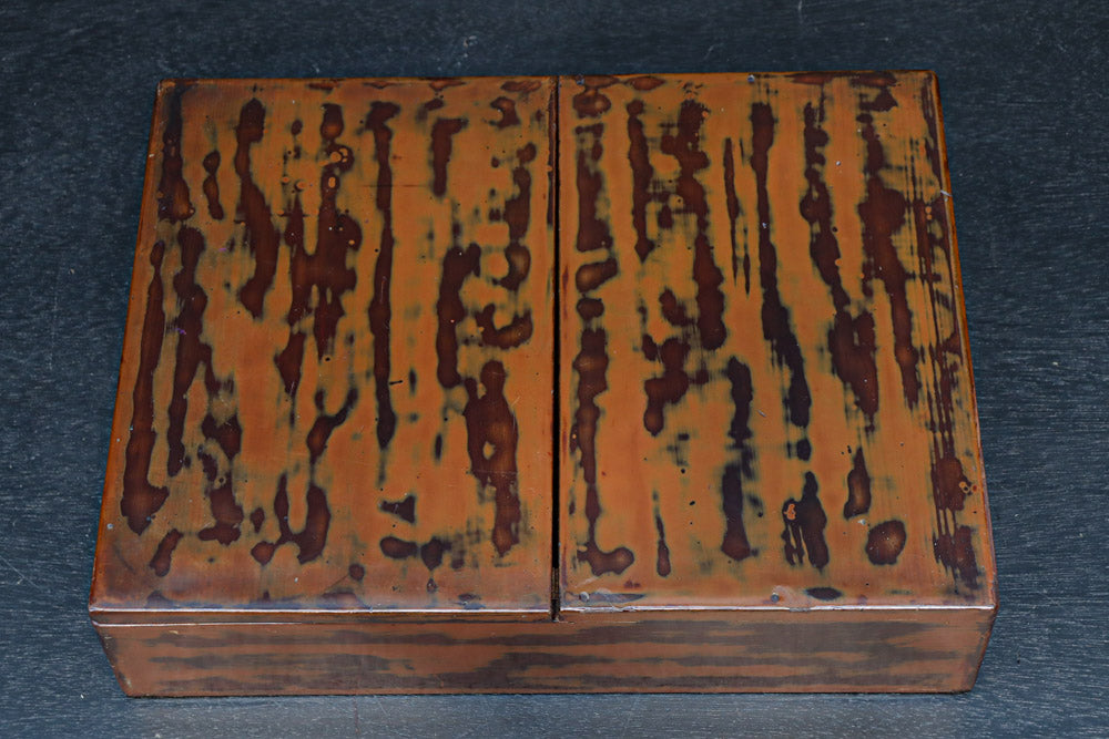 DC7458　艶やかな味わいある模様が素敵な木箱　