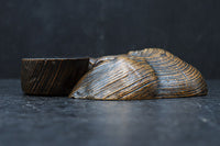 自然の雰囲気を活かした切り株の置台　DC7604