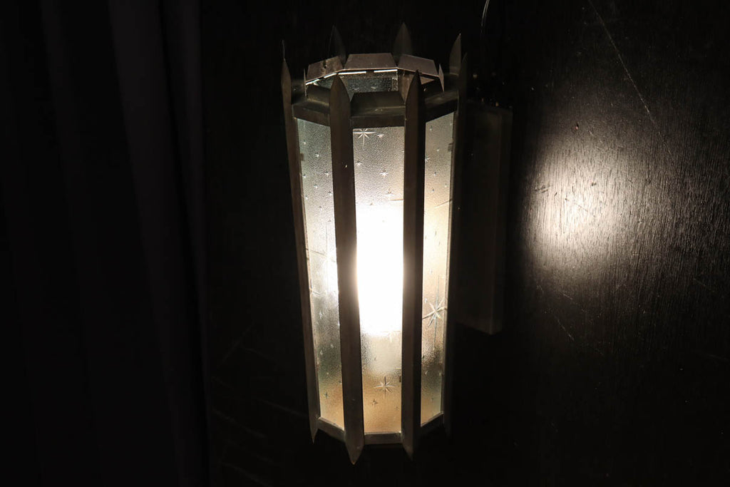 アールデコ時代のブラケットのガラスのホヤ アールデコ時代のブラケットのガラスのホヤ アール・デコのガラス芸術