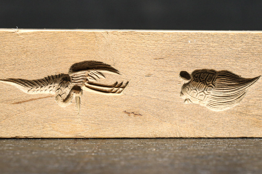 小振りの絵柄が上品な菓子型　DC7715cdg　(c:1 d:1 g:1)個