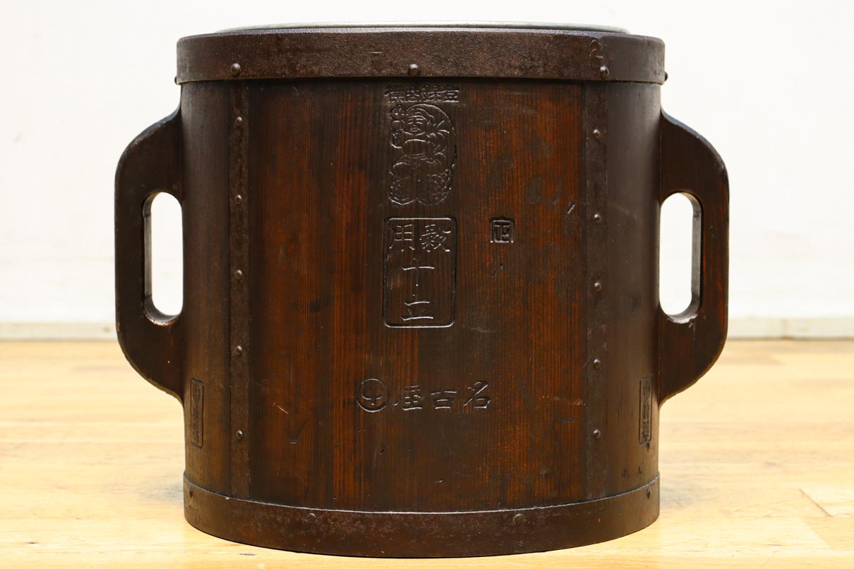 厚みのある持ち手で風格ある半斗升　DC7739