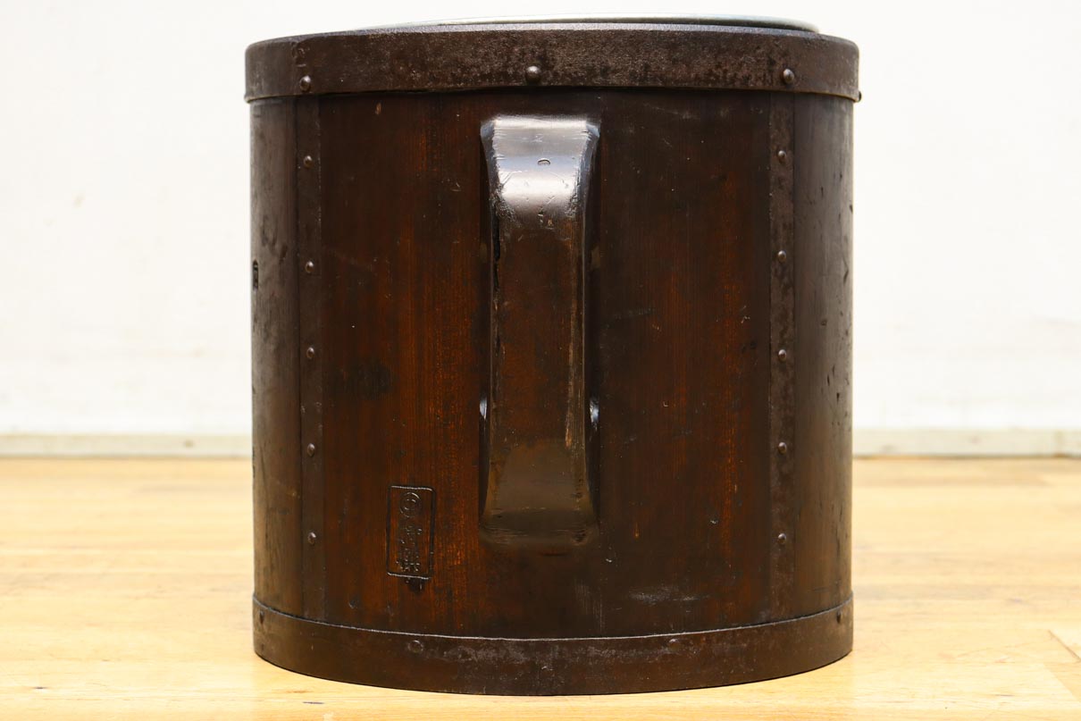 厚みのある持ち手で風格ある半斗升　DC7739