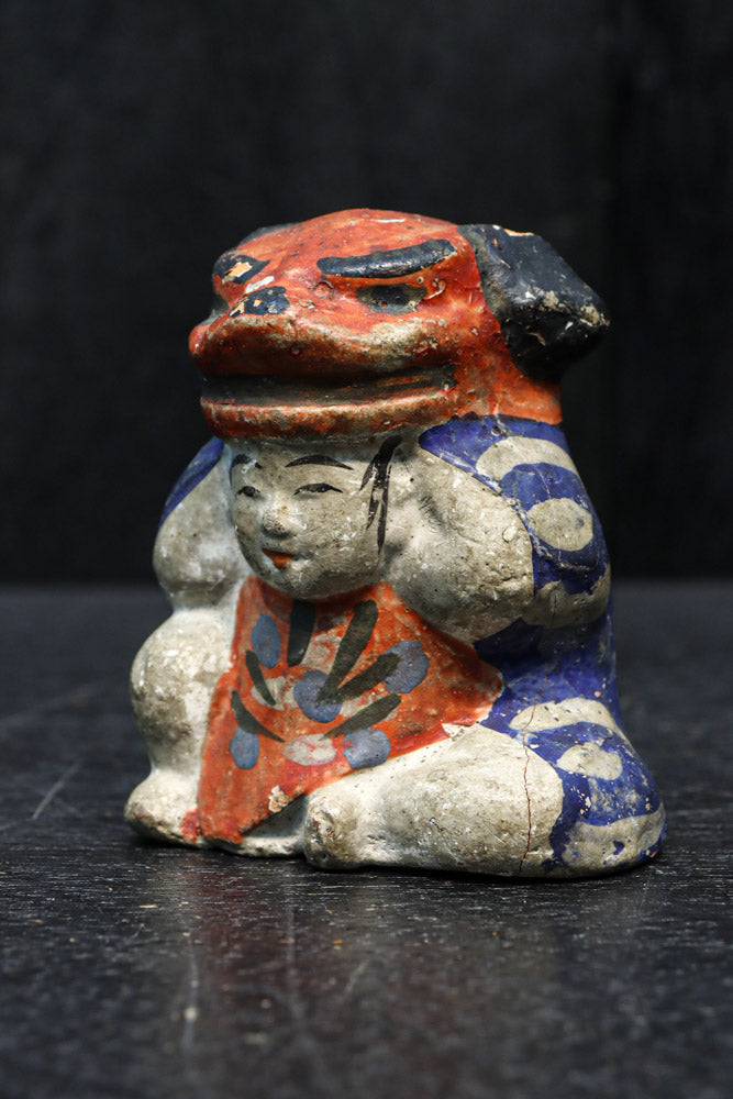 味わい深い色彩の小さな獅子舞の土人形 DC7750 – 古福庵