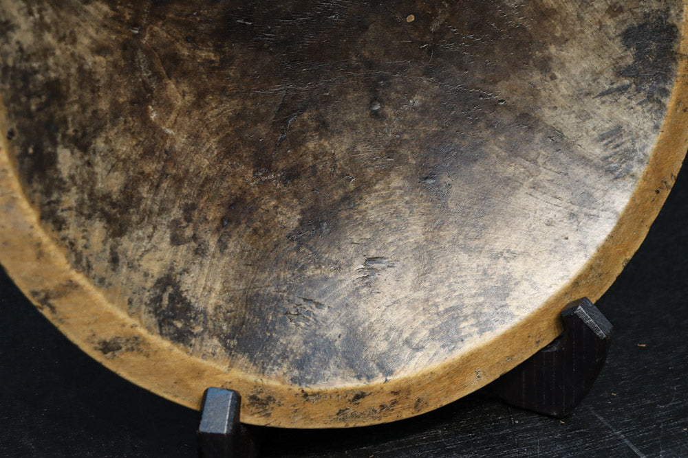 時代を重ねた面持ちあるまゆ皿　DC7758