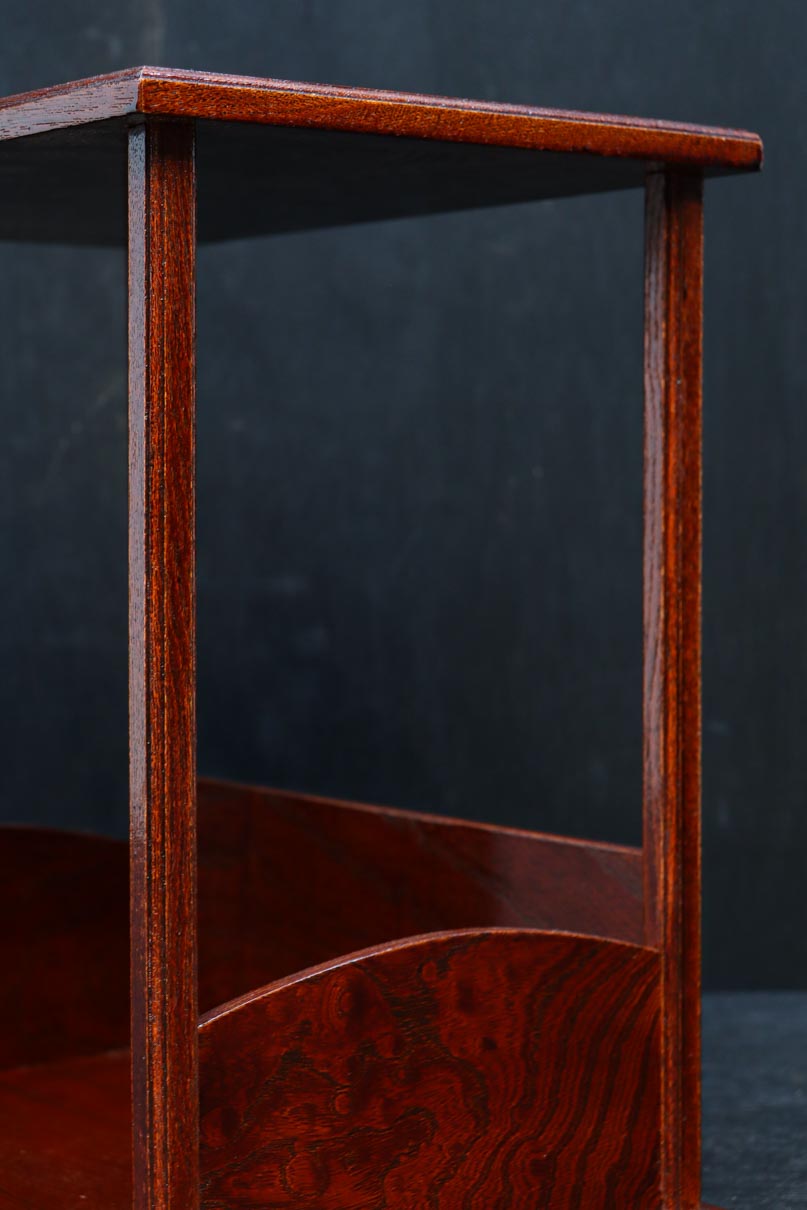 小サイズ！！ 杢目の流れが美しく艶やかな朱漆の飾り台　DC7790