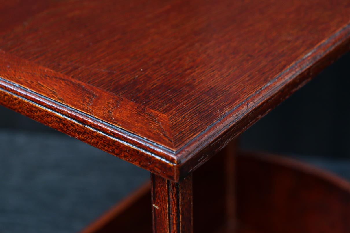 小サイズ！！ 杢目の流れが美しく艶やかな朱漆の飾り台　DC7790