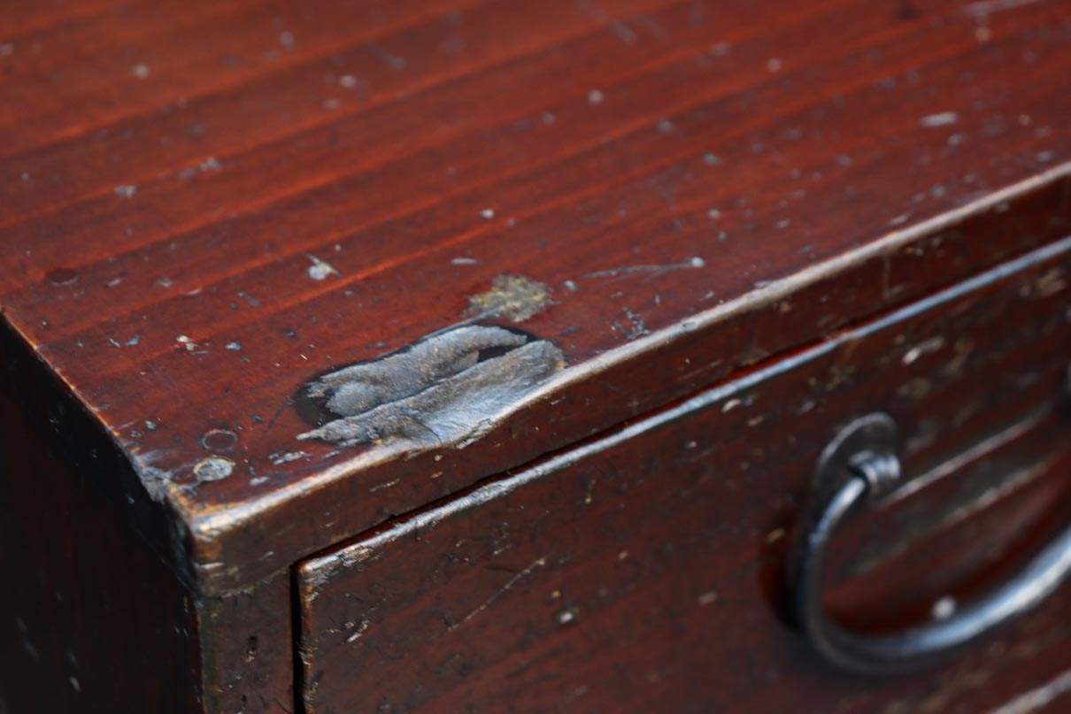 シンプルなデザインで使い勝手の良い小引き出し　DC7812