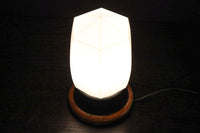 六角柱状のレトロ感溢れる天井直付け灯　DC7820