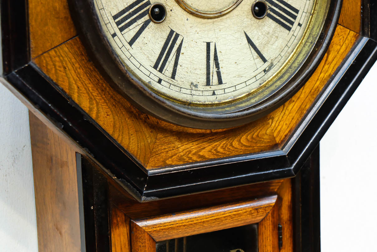 DC7839 ツートンカラーの色使いで上質感漂う振り子時計 【不動】 – 古