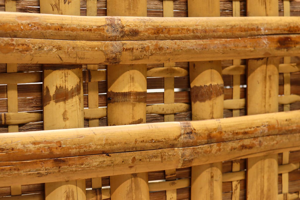 Antique tool (Bamboo woven basket) DC7842