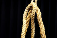 レトロな雰囲気ある竹編みの吊り丸カゴ　DC7843