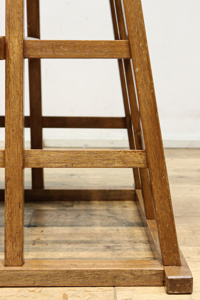 やぐら組みが見事な木地色の庄内踏み台　DC7852