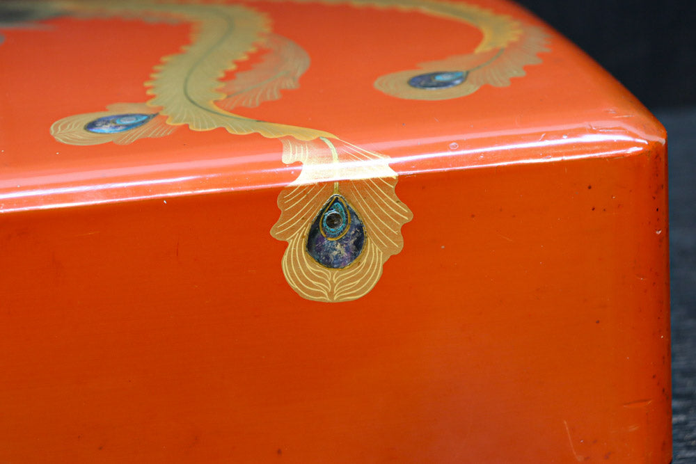 見事な蒔絵の朱漆の小箱　DC7857