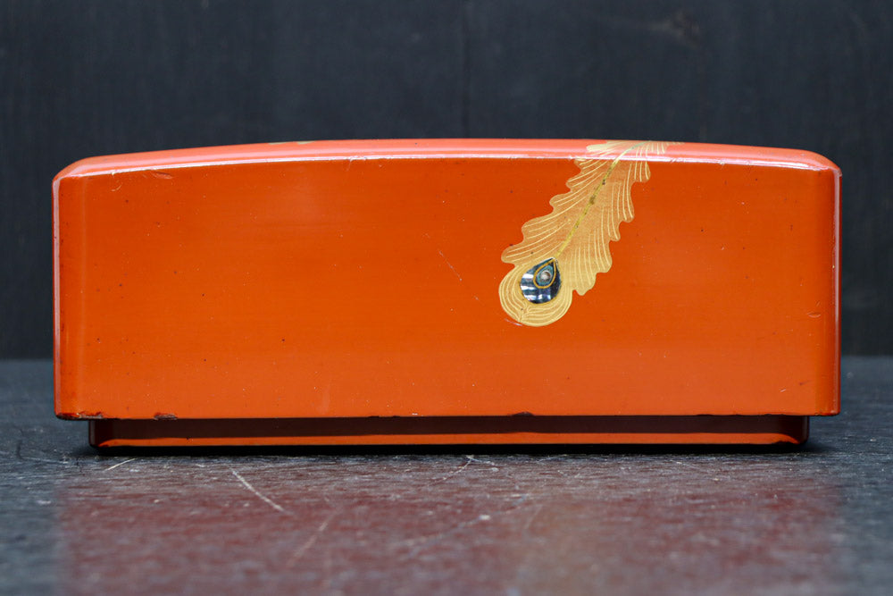 見事な蒔絵の朱漆の小箱　DC7857