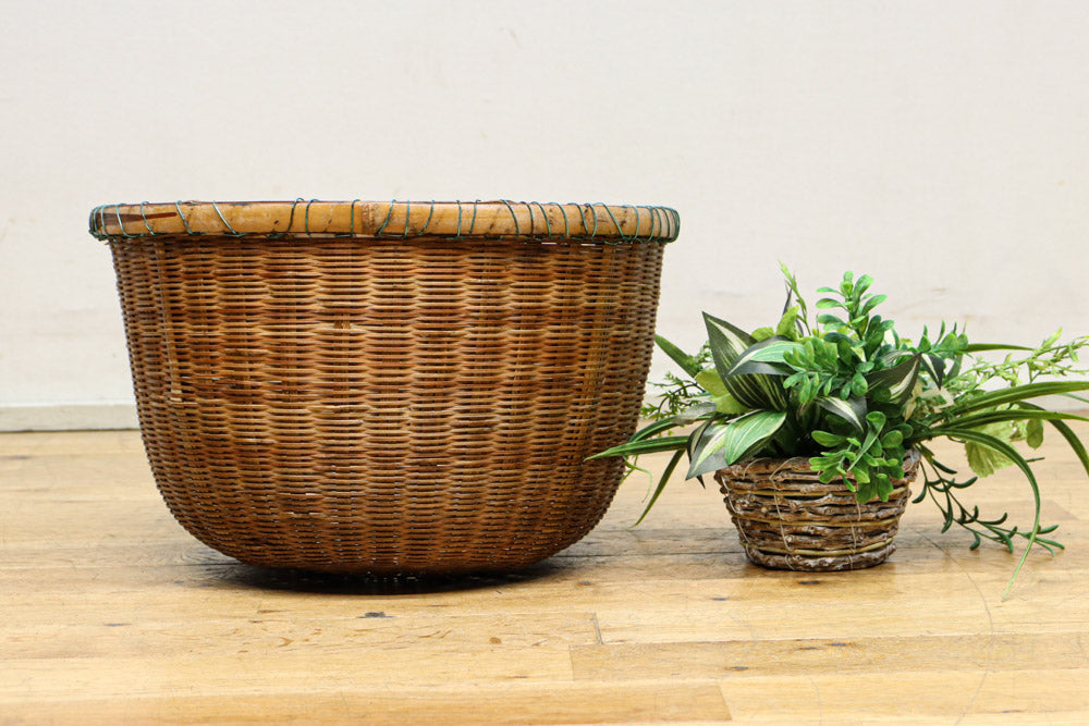 中型サイズ!! 丸みを帯びた優しいシルエットの丸カゴ　DC7862