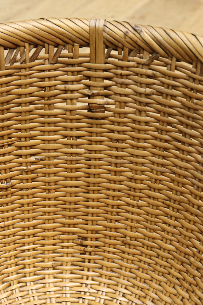 中型サイズ!! 深さのある柔らかい色合いの丸カゴ　DC7863