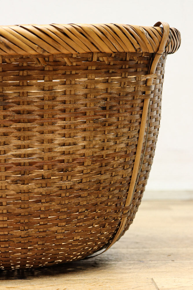 中型サイズ!! 深さのある柔らかい色合いの丸カゴ　DC7863