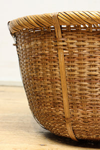 中型サイズ!! 深さのある柔らかい色合いの丸カゴ　DC7863