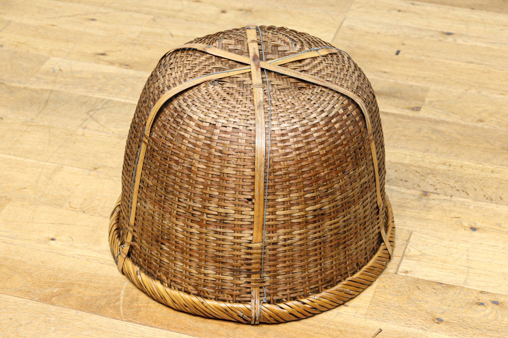 中型サイズ!! 深さのある柔らかい色合いの丸カゴ　DC7863