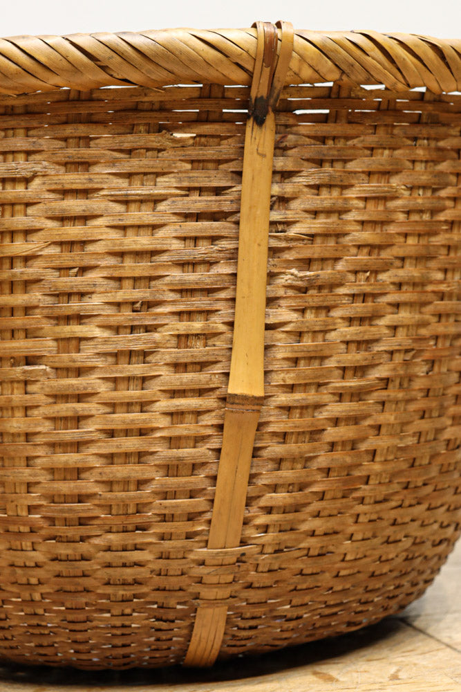 中型サイズ!! 温かみのある風合いが魅力の丸カゴ　DC7864