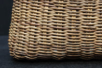 艶みを重ねた色彩のアケビ編みのカゴ　DC7865