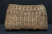 艶みを重ねた色彩のアケビ編みのカゴ　DC7865