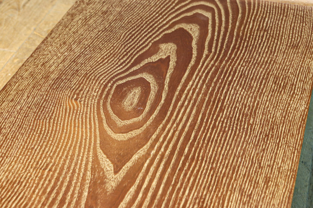 木地色の優雅な杢目が浮かぶ置台　DC7870