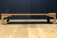 木地色の優雅な杢目が浮かぶ置台　DC7870