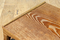 木地色の優雅な杢目が浮かぶ置台　DC7870