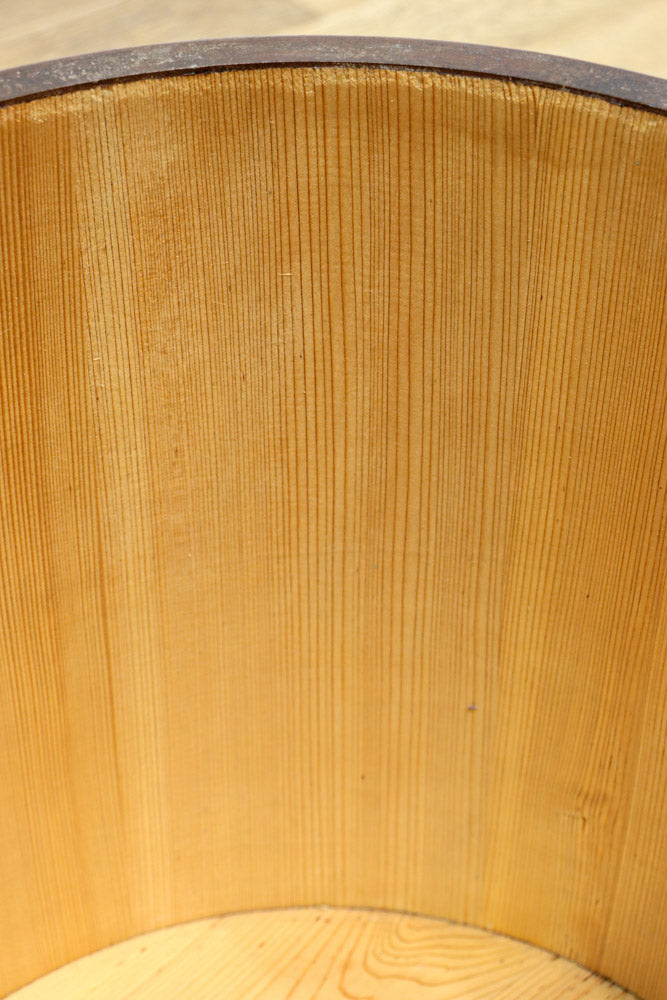 時代を重ねた風合い溢れる一斗マス　DC7881ghij　在庫(g:1 h:0 i:1 j:0)個