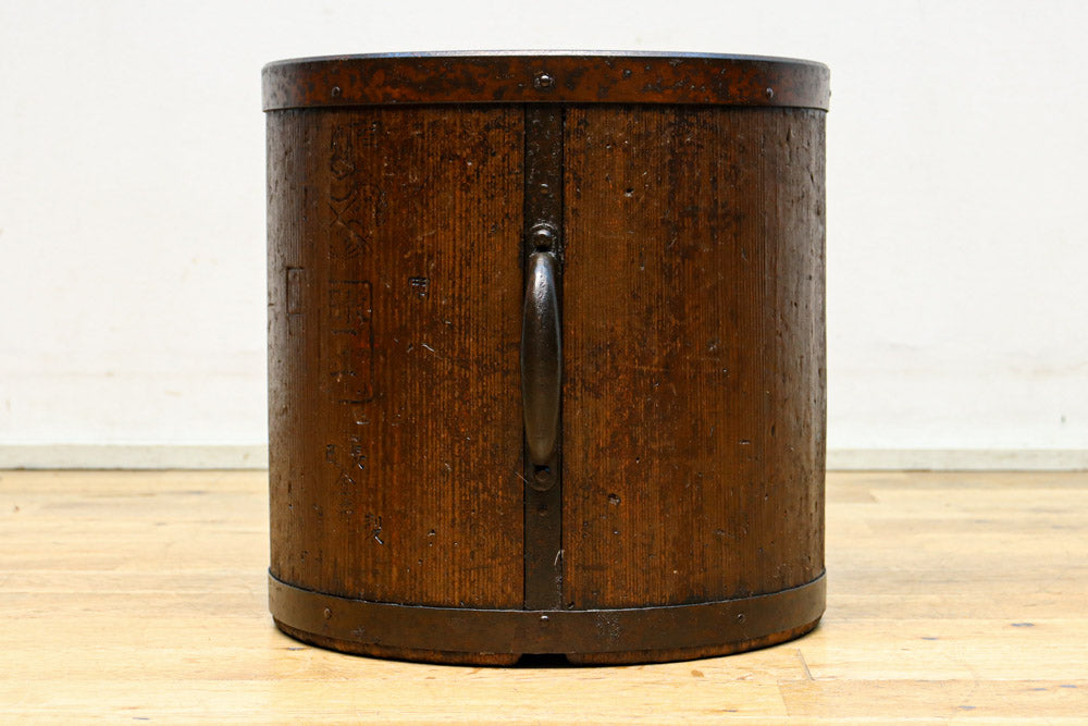 時代を重ねた風合い溢れる一斗マス　DC7881ghij　在庫(g:1 h:0 i:1 j:0)個