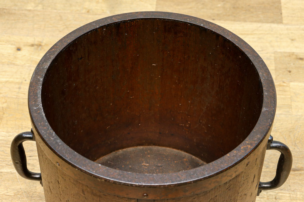 時代を重ねた風合い溢れる一斗マス　DC7881ghij　在庫(g:1 h:0 i:1 j:0)個