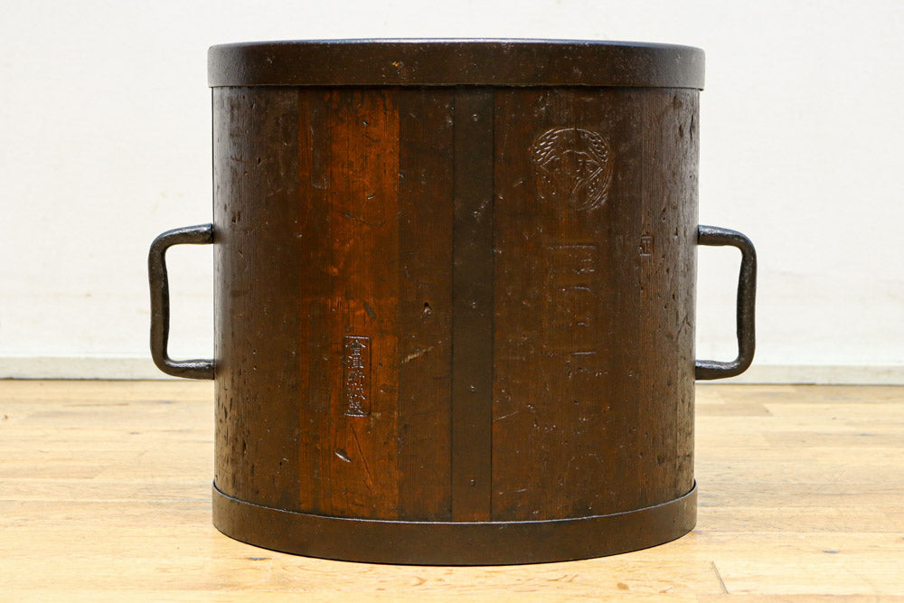 時代を重ねた風合い溢れる一斗マス　DC7881ghij　在庫(g:1 h:0 i:1 j:0)個