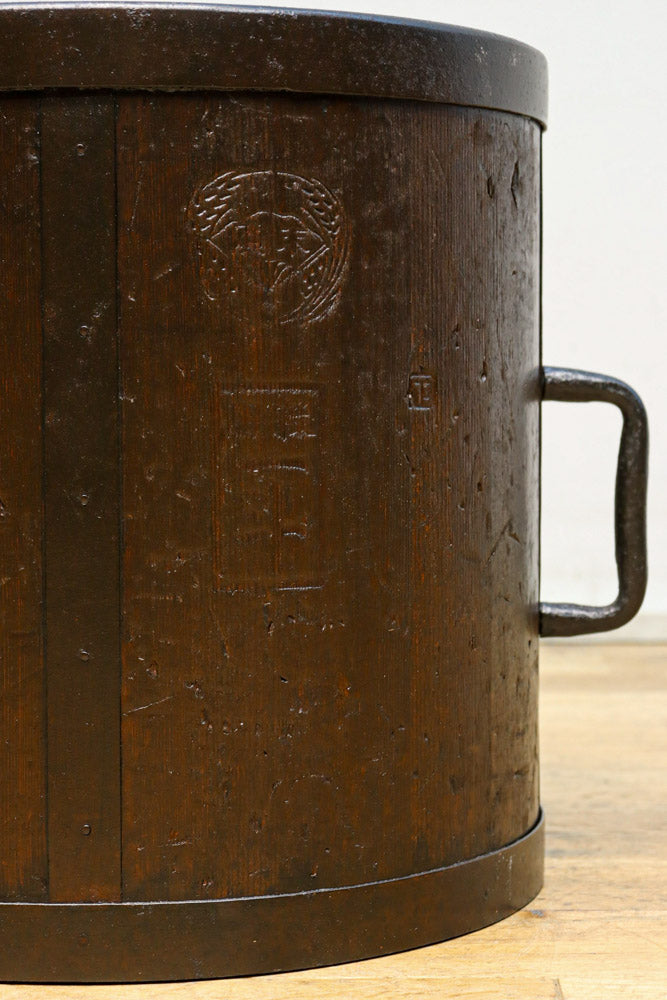 時代を重ねた風合い溢れる一斗マス　DC7881ghij　在庫(g:1 h:0 i:1 j:0)個