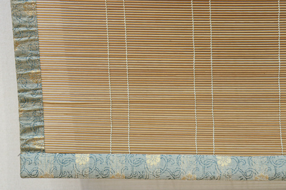 格式高い縁取りや装飾金具が風情溢れる御簾(みす) DC7885 – 古福