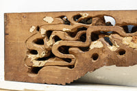 14人のお坊さんの交流会を細やかに描いた彫刻飾り　DC7906