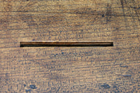 時代を重ねた古色の色合いで趣きのある銭箱　DC7908