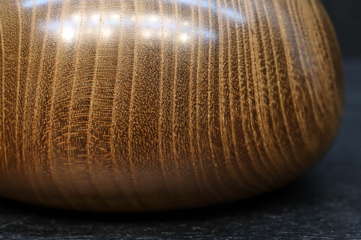 優美な杢目で温かみのある碁笥　DC7918　在庫2個