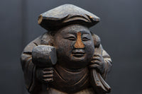 温かみ溢れる木彫りの小さな大黒様　DC7922abc　在庫(a:1 b:1 c:0)個