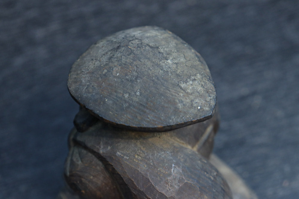 温かみ溢れる木彫りの小さな大黒様　DC7922abc　在庫(a:1 b:1 c:0)個