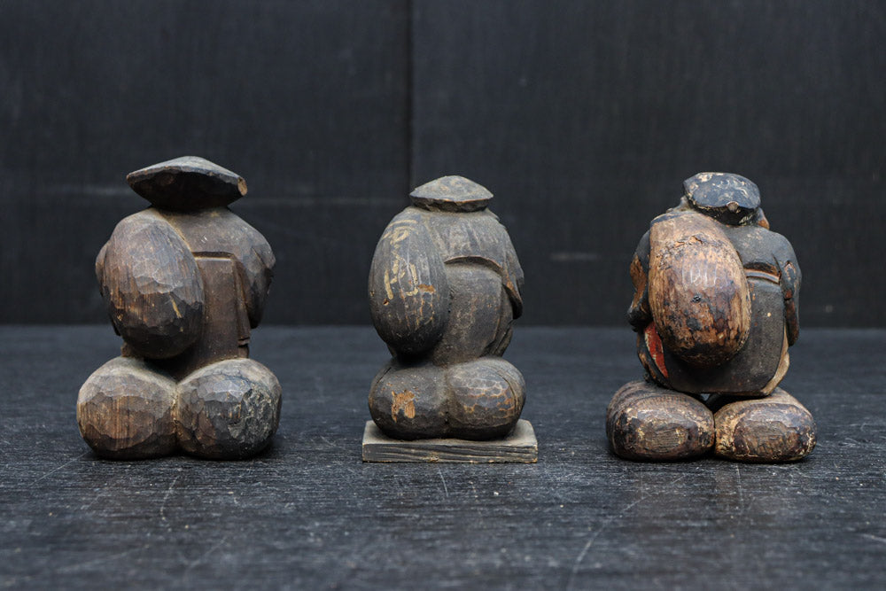 温かみ溢れる木彫りの小さな大黒様　DC7922abc　在庫(a:1 b:1 c:0)個