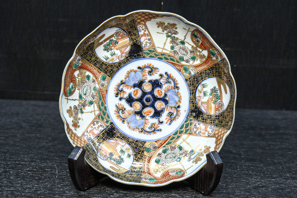 Imari medium-sized round plate DC7934